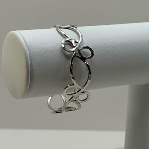 925 Silver scroll bangle